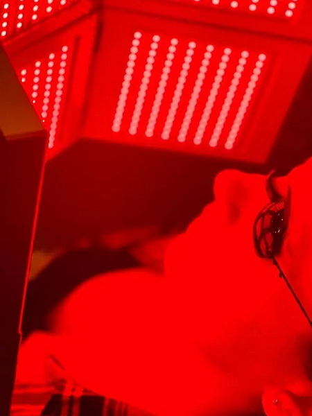 Infrared Light Therapy Devices_08