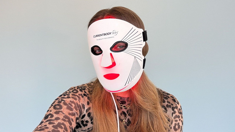 What Makes The Light Salon LED Mask So Popular