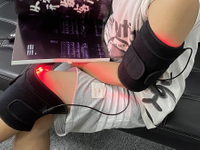 //ikrorwxhjpnrlq5p.ldycdn.com/cloud/ljBprKrjlpSRmkrlnlkpkq/SR-KC05-Wrist-Belt-Red-Light-Therapy-Belt-Manufacturer.jpg