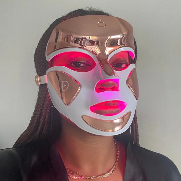 can you wear led face mask after moisturizing_1