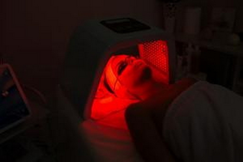 how to pick a red light therapy device_1