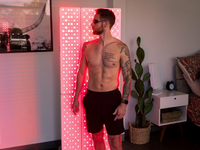 //ikrorwxhjpnrlq5p.ldycdn.com/cloud/llBprKrjlpSRjljpnqolkq/LED-Facial-Mask-vs-Red-Light-Panel-What-s-Right-for-Skin-Care.png