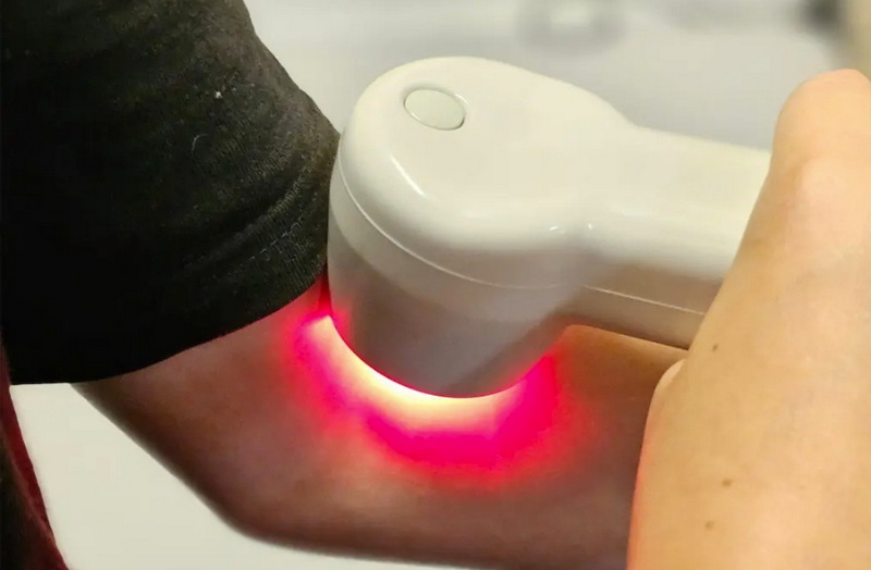 skinclinical reverse anti aging red light therapy device reviews_3