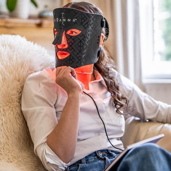 What Is a Colorful LED Beauty Mask and How Does It Work