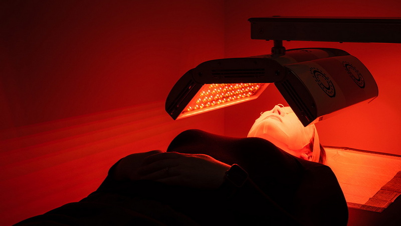 deep penetrating red light therapy device_1