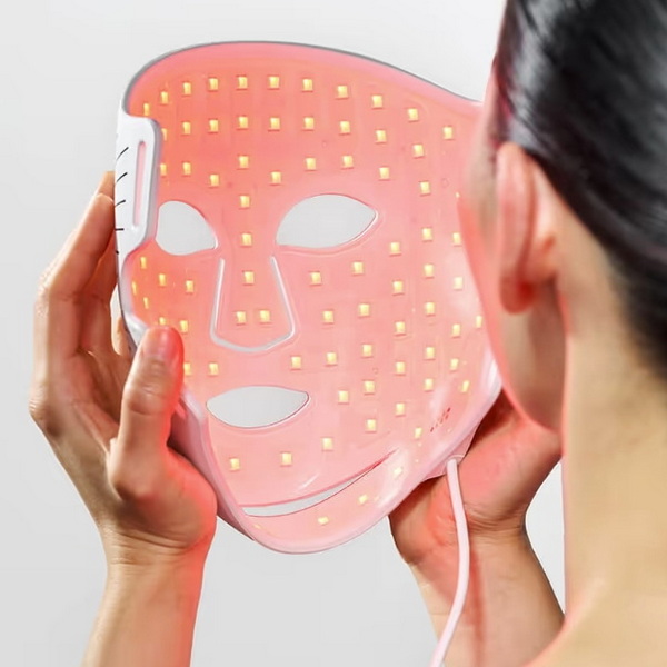 can i use led face mask after microneedling_1