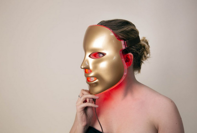dior skin light led mask_2