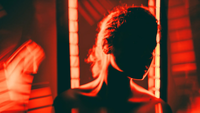 //ikrorwxhjpnrlq5p.ldycdn.com/cloud/poBprKrjlpSRolqlkomqkp/red-light-therapy-sauna.png